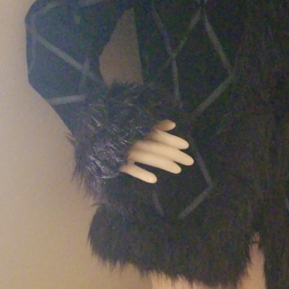 Coat - Picture 4 of 4